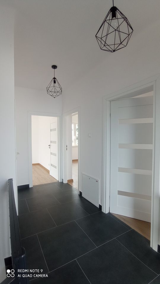 dom wolnostojący, 5 pokoi Żyrardów Centrum, H.Barona. Zdjęcie 6