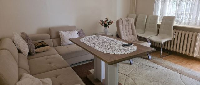 Mieszkanie 3-pokojowe Czarnków, os. Zacisze. Zdjęcie 1