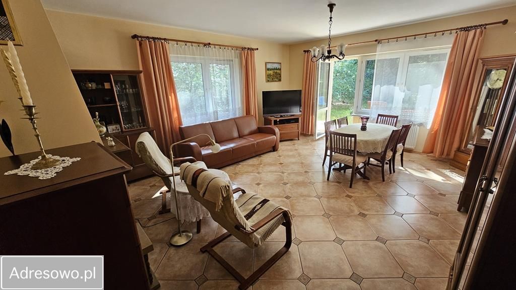 dom wolnostojący, 4 pokoje Izabelin C. Zdjęcie 5