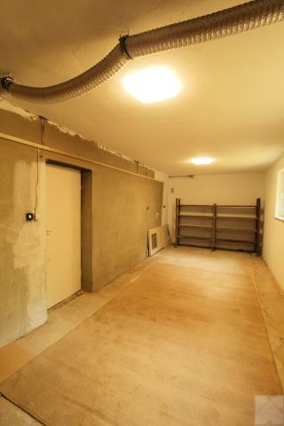 dom wolnostojący, 10 pokoi Łętownia. Zdjęcie 9