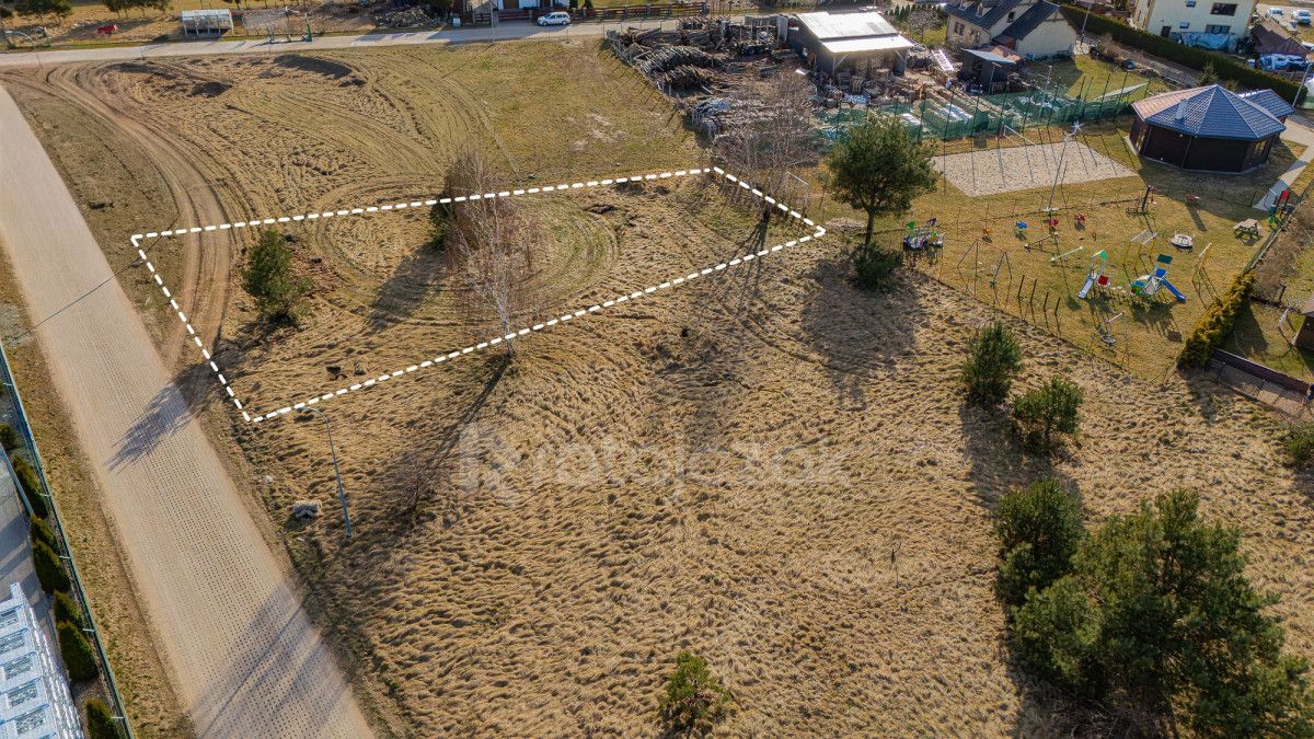 Działka inwestycyjna Bożepole Małe, ul. Polna. Zdjęcie 2