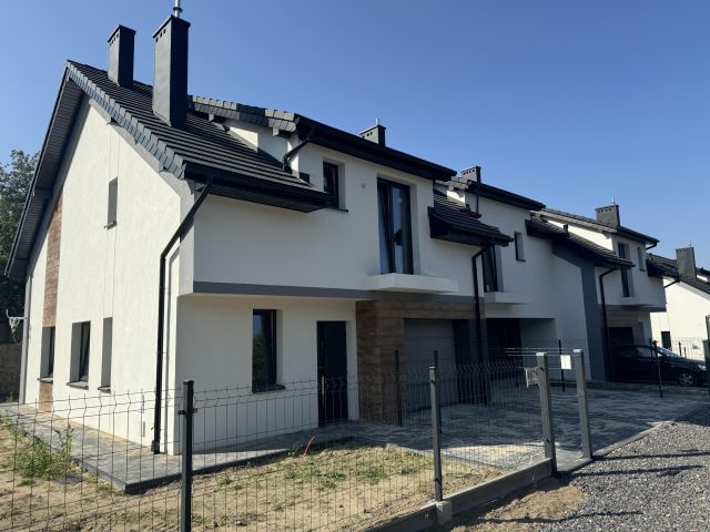 dom szeregowy, 4 pokoje Częstochowa Północ, Osiedlowa. Zdjęcie 1