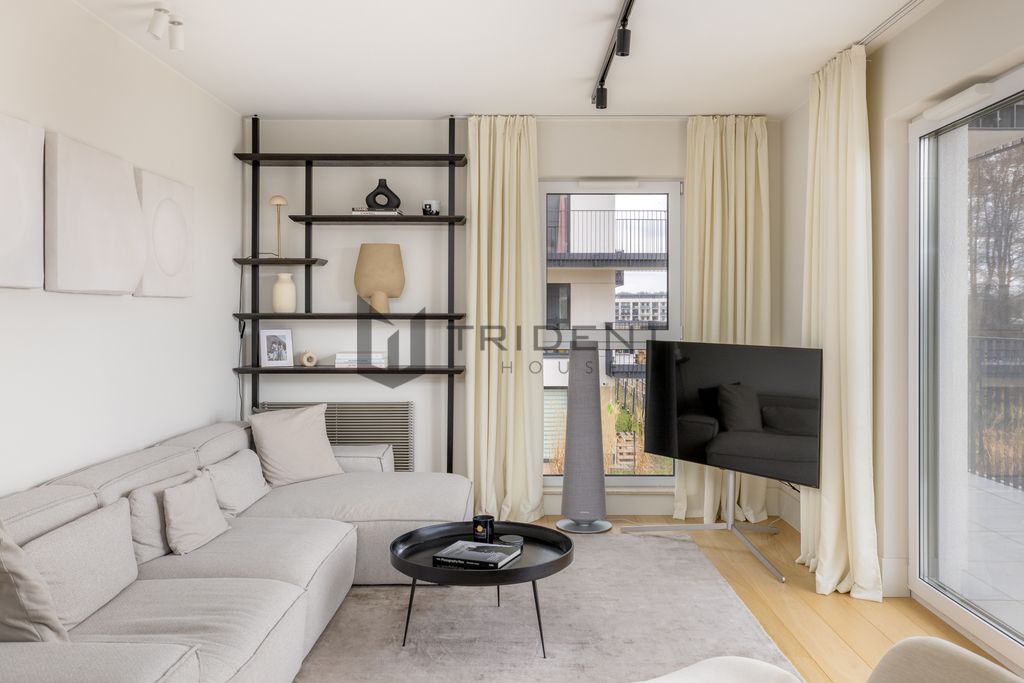 Mieszkanie 5-pokojowe Warszawa Białołęka, ul. Mariana Hemara. Zdjęcie 4