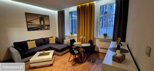 Mieszkanie 2-pokojowe Katowice Śródmieście, ul. Gliwicka. Zdjęcie 1