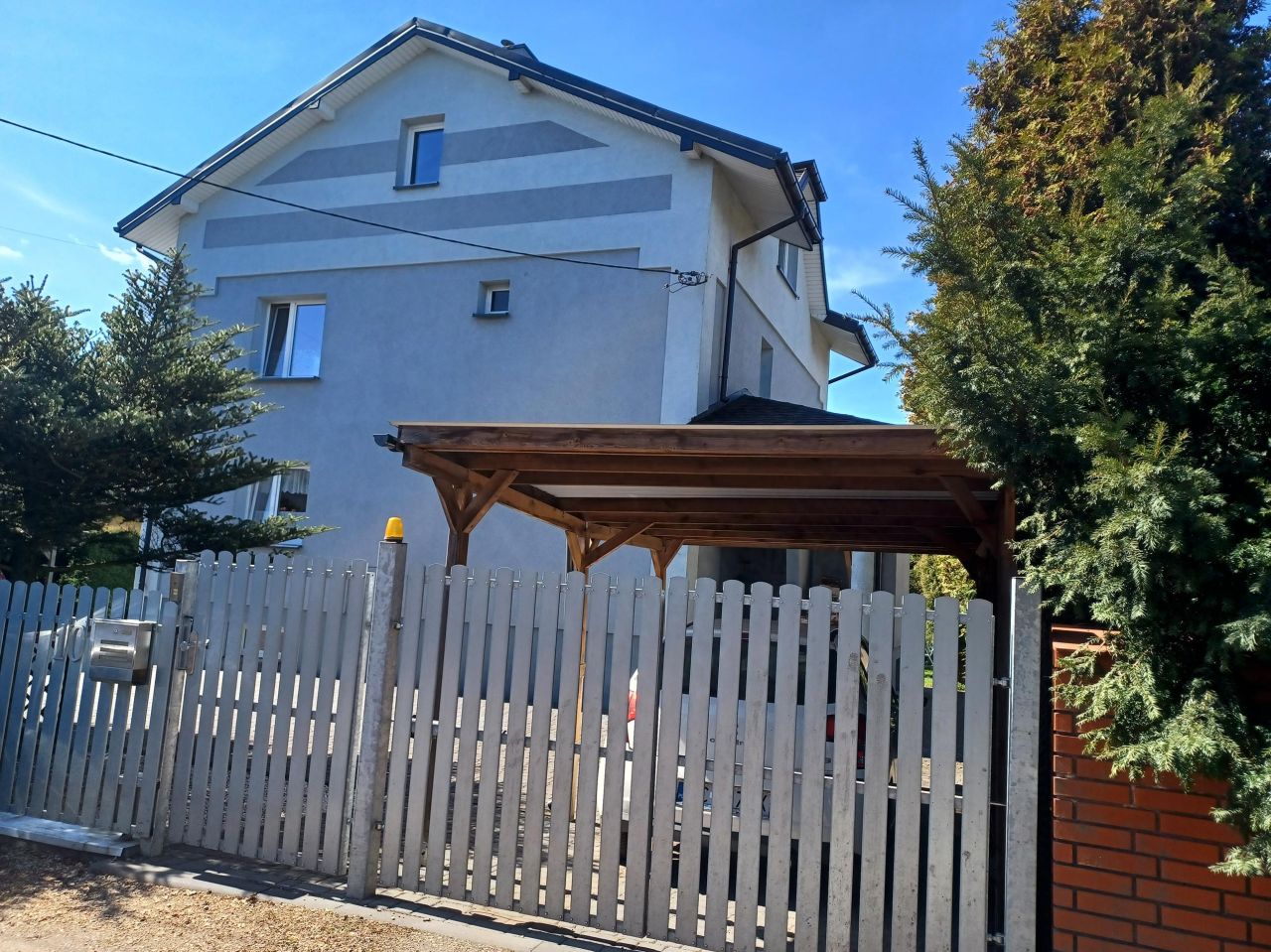 dom wolnostojący, 6 pokoi Częstochowa Lisiniec, ul. Jarosławska. Zdjęcie 2