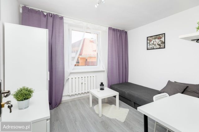 Mieszkanie 3-pokojowe Wrocław Muchobór Wielki, ul. Leopolda Tyrmanda. Zdjęcie 1