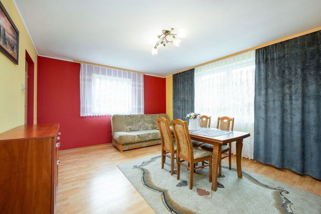 dom wolnostojący, 3 pokoje Brzeziny. Zdjęcie 13