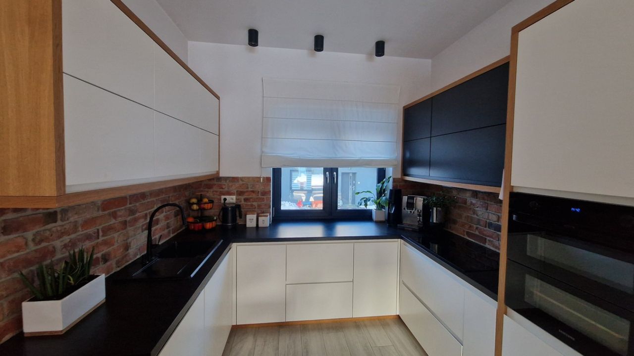 bliźniak, 4 pokoje Zakrzów. Zdjęcie 20