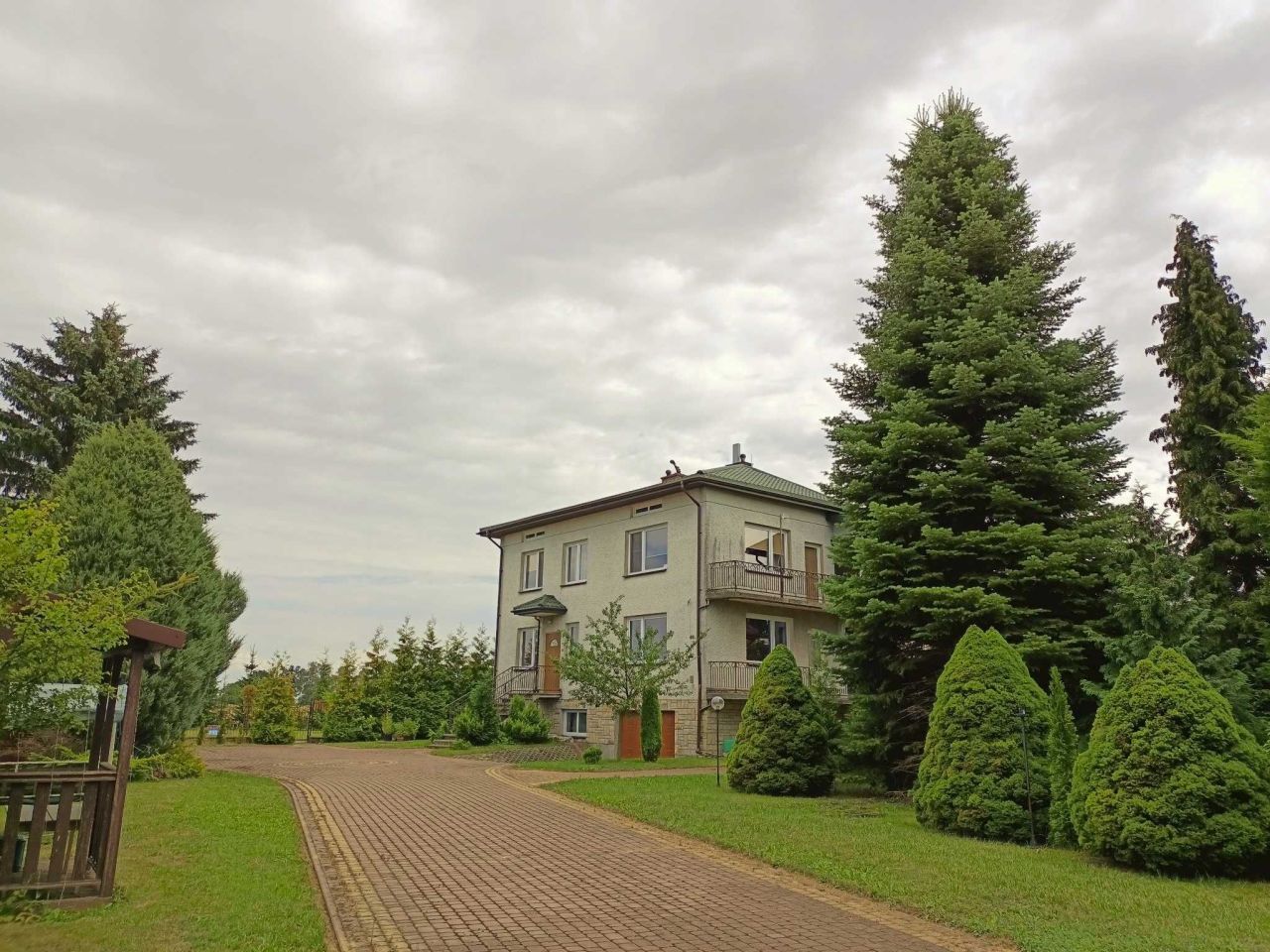 dom wolnostojący Boży Dar. Zdjęcie 3