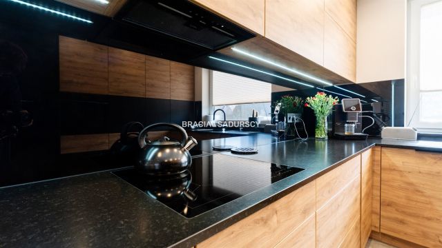 dom wolnostojący, 5 pokoi Skawica. Zdjęcie 12