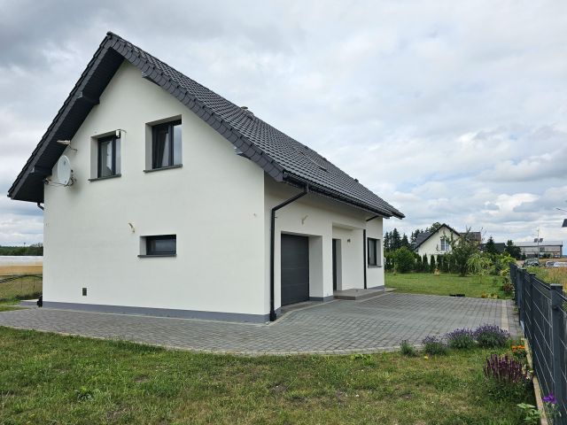 dom wolnostojący, 5 pokoi Zaleszczyce Popiele. Zdjęcie 3