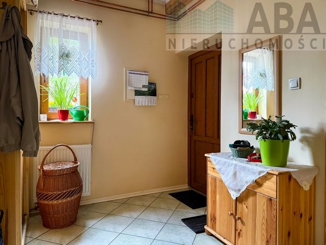 dom wolnostojący, 2 pokoje Świętne. Zdjęcie 10