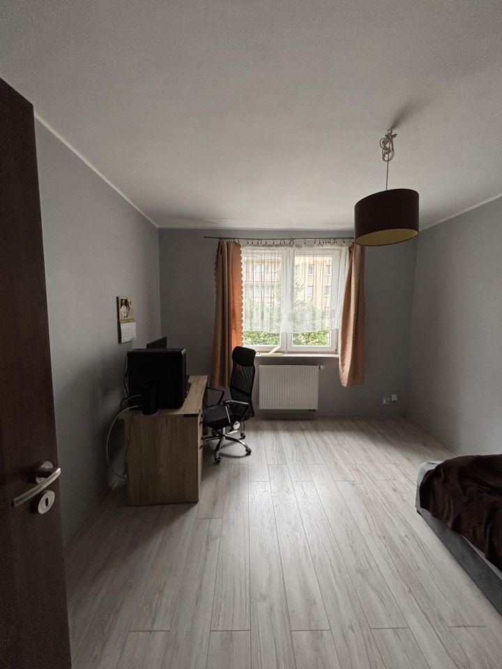 Mieszkanie 2-pokojowe Radom Gołębiów, ul. Ignacego Paderewskiego. Zdjęcie 2