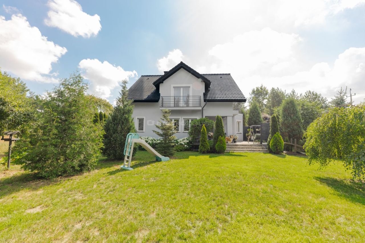 dom wolnostojący, 5 pokoi Stare Załubice. Zdjęcie 2