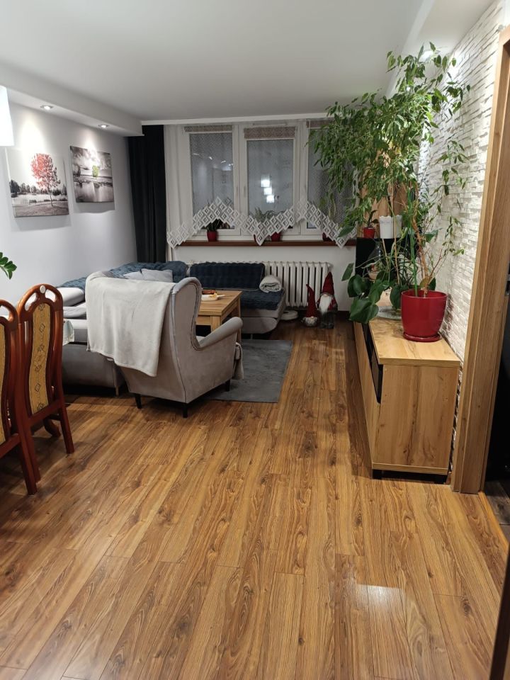 Mieszkanie 3-pokojowe Chorzów, ul. Grunwaldzka. Zdjęcie 1