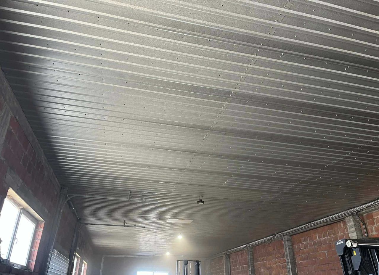 Hala/magazyn Niegowa. Zdjęcie 3