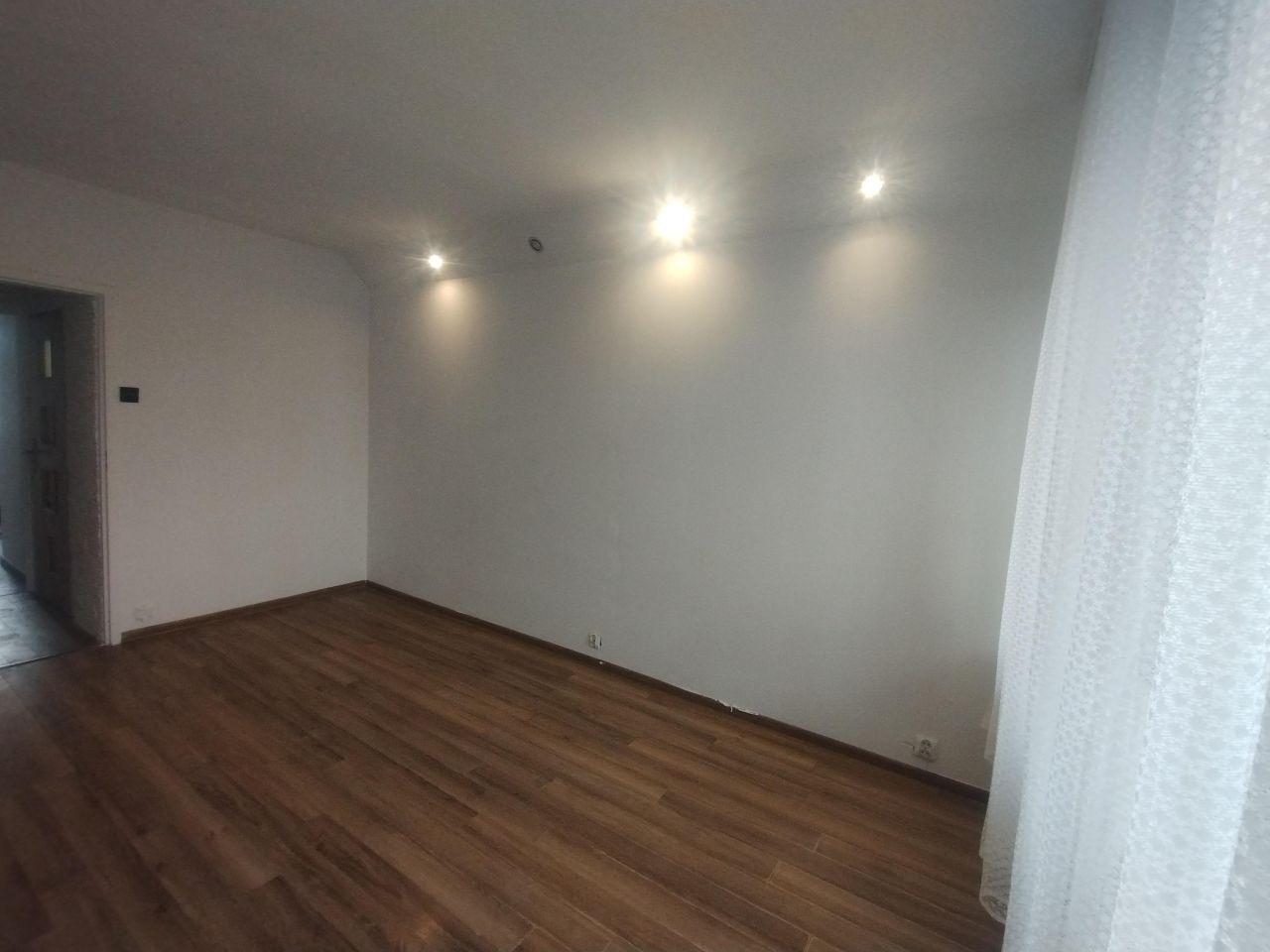 Mieszkanie 3-pokojowe Nowa Sarzyna Osiedle Stałe, ul. Komisji Edukacji Narodowej. Zdjęcie 3