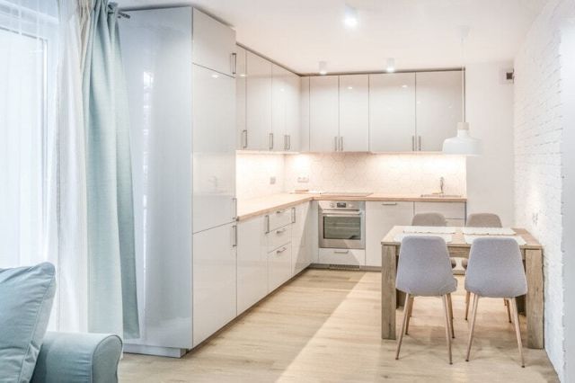 Mieszkanie 3-pokojowe Kraków Ruczaj, ul. Kobierzyńska. Zdjęcie 1