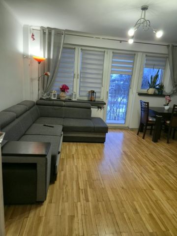 Mieszkanie 4-pokojowe Zegrze Południowe. Zdjęcie 1