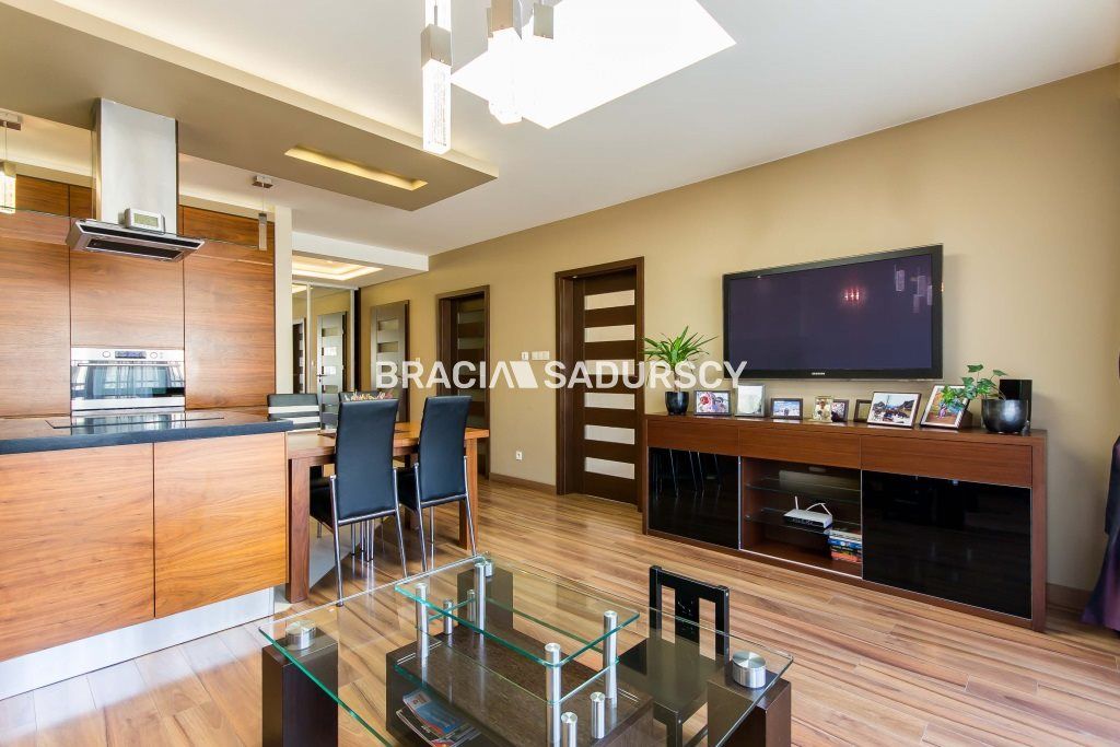 Mieszkanie 2-pokojowe Kraków Prokocim, ul. Leonida Teligi. Zdjęcie 2