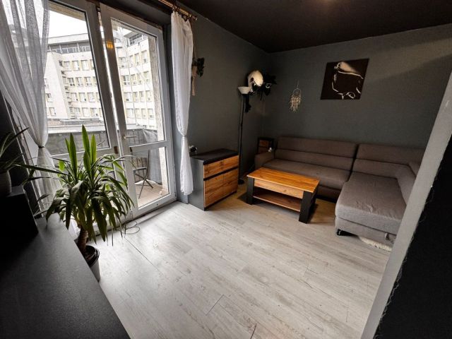 Mieszkanie 2-pokojowe Poznań Stare Miasto, ul. Garbary. Zdjęcie 1