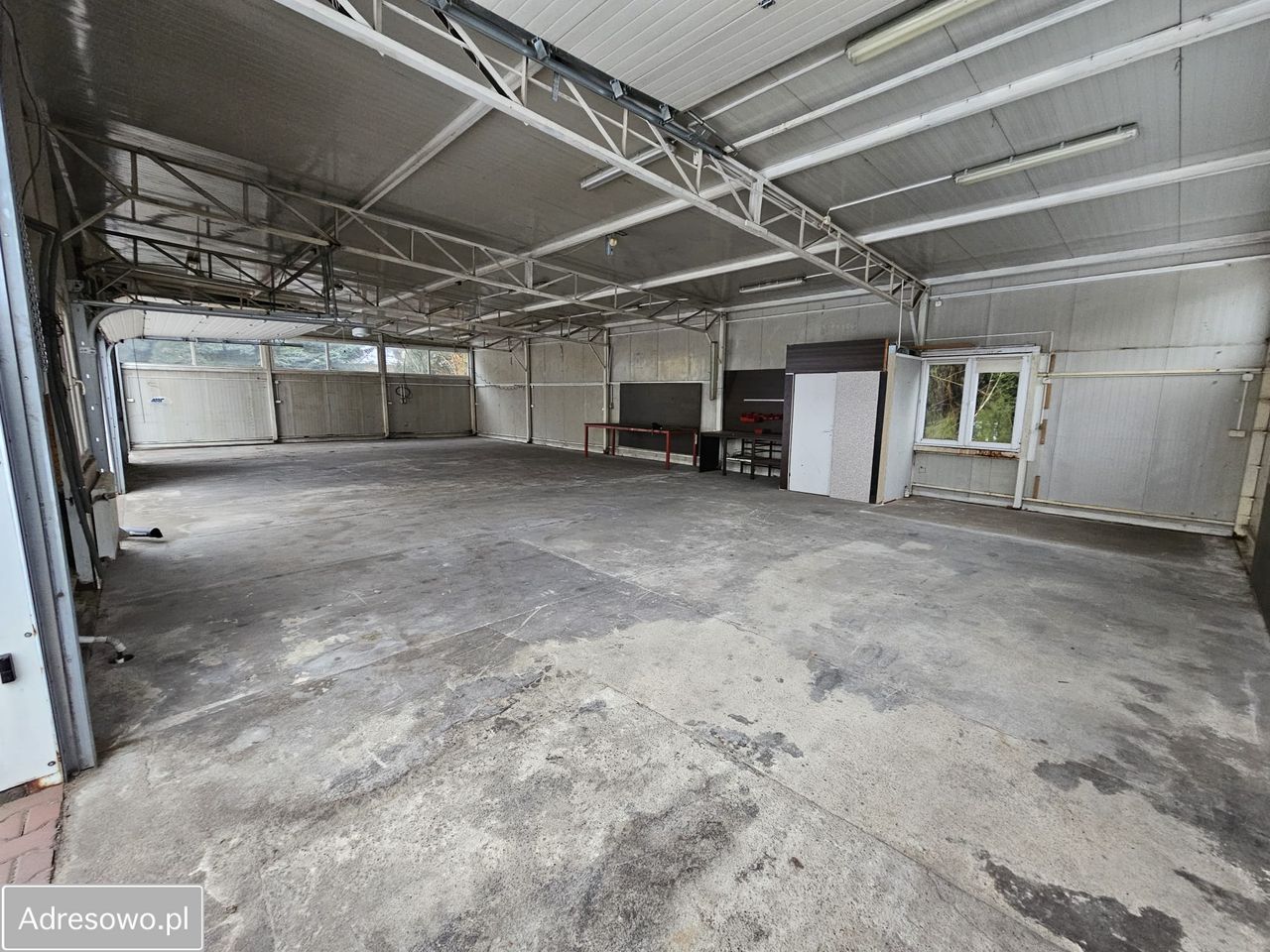 Hala/magazyn Papowo Toruńskie. Zdjęcie 2