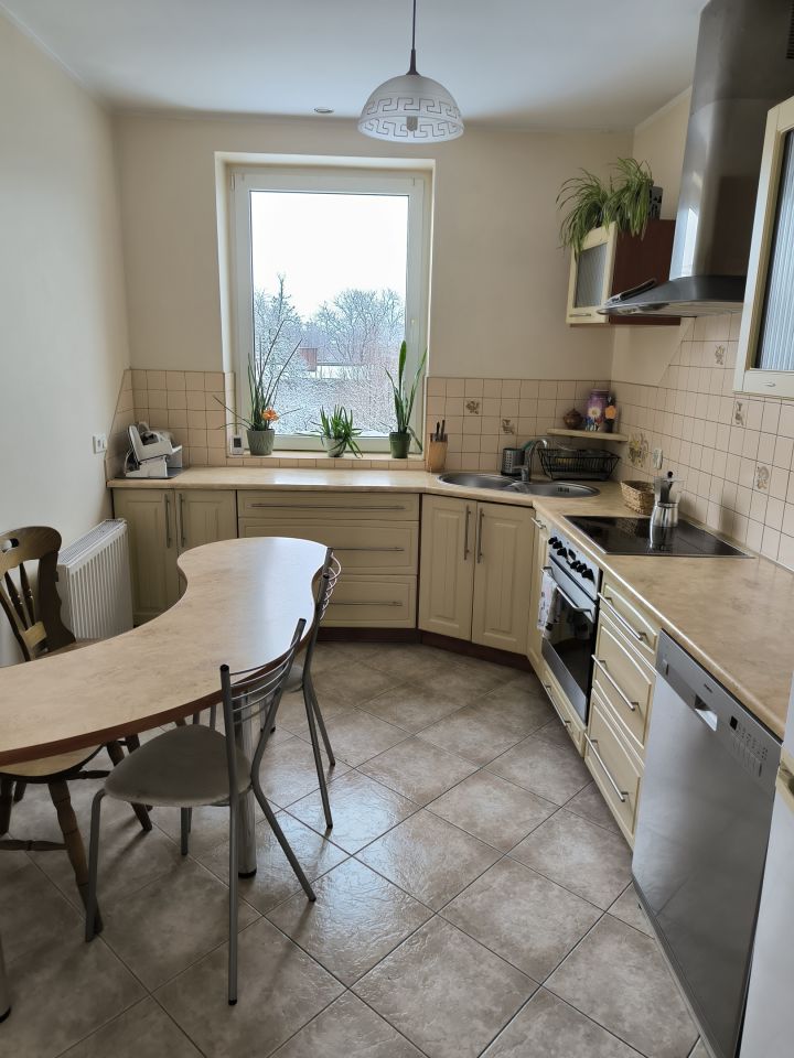 Mieszkanie 3-pokojowe Piekary Śląskie Szarlej, Kościuszki. Zdjęcie 2