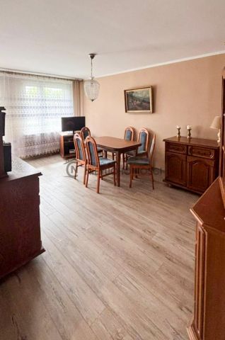 Mieszkanie 4-pokojowe Legnica, ul. Hubalczyków. Zdjęcie 1