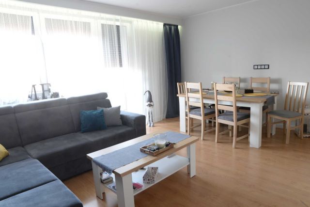 Mieszkanie 3-pokojowe Jarocin. Zdjęcie 1