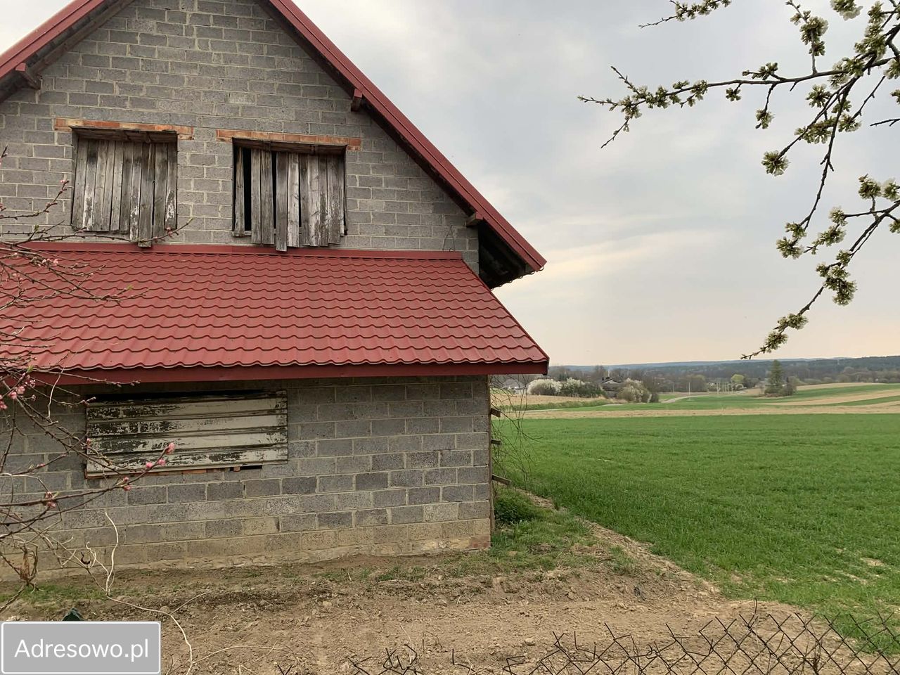 dom wolnostojący, 6 pokoi Bodziejowice. Zdjęcie 3