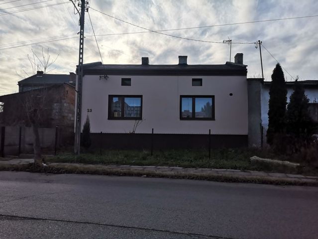 dom Szczekociny. Zdjęcie 1