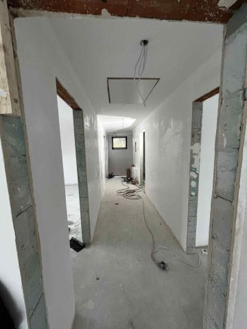 dom wolnostojący, 5 pokoi Kołaków. Zdjęcie 9