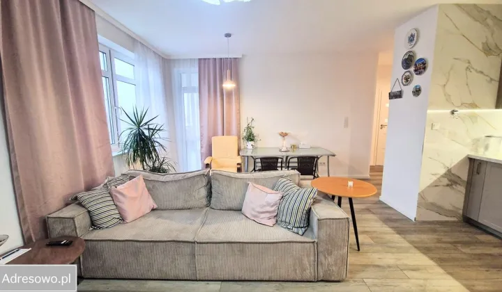 Mieszkanie 6-pokojowe Warszawa Ursynów, ul. Trombity