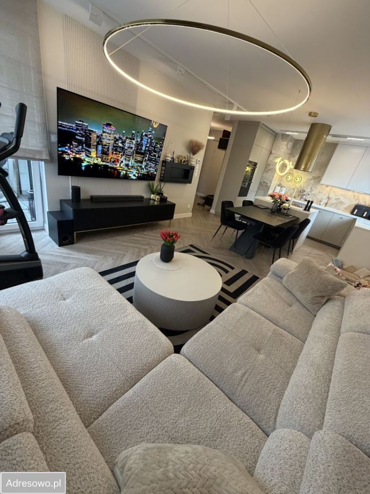 Mieszkanie 3-pokojowe Ząbki, ul. Christiana Andersena. Zdjęcie 1