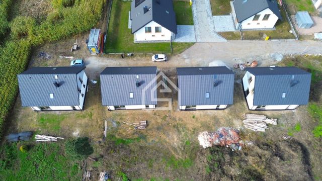 dom wolnostojący, 5 pokoi Dąbrowa. Zdjęcie 4