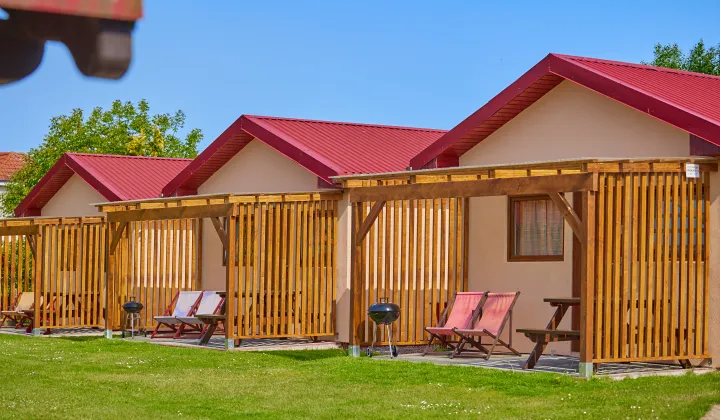 Ośrodek wczasowy Rewal, ul. Polna