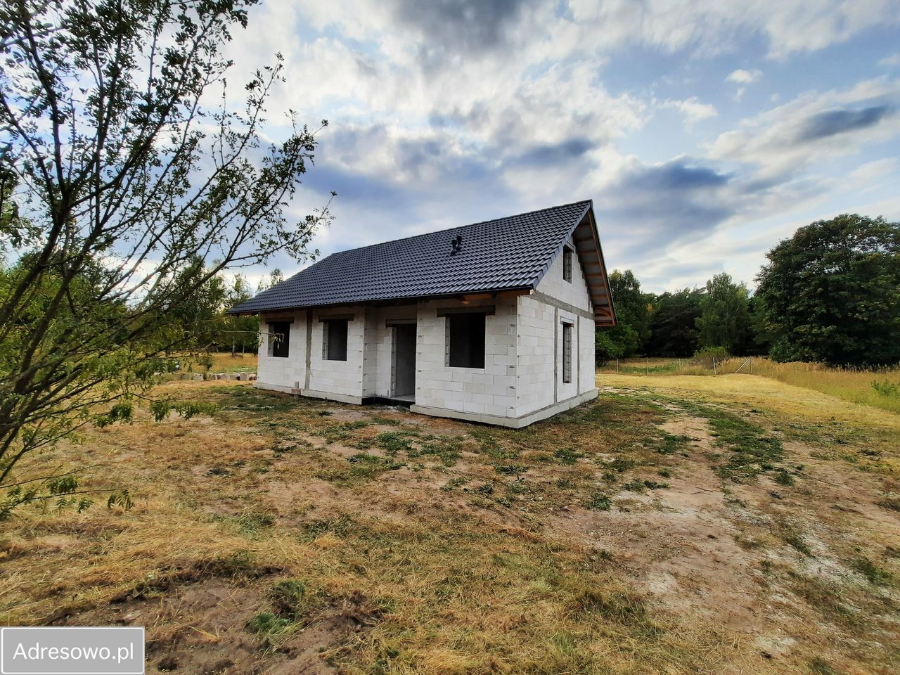 dom wolnostojący, 4 pokoje Samostrzel. Zdjęcie 2