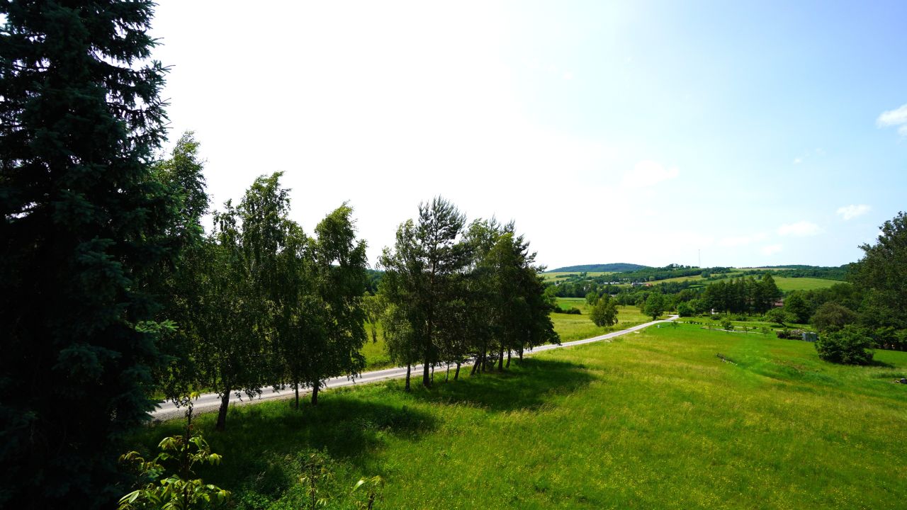 dom wolnostojący, 5 pokoi Wapienne. Zdjęcie 9