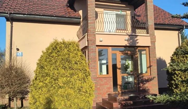 dom wolnostojący Jeziory Małe