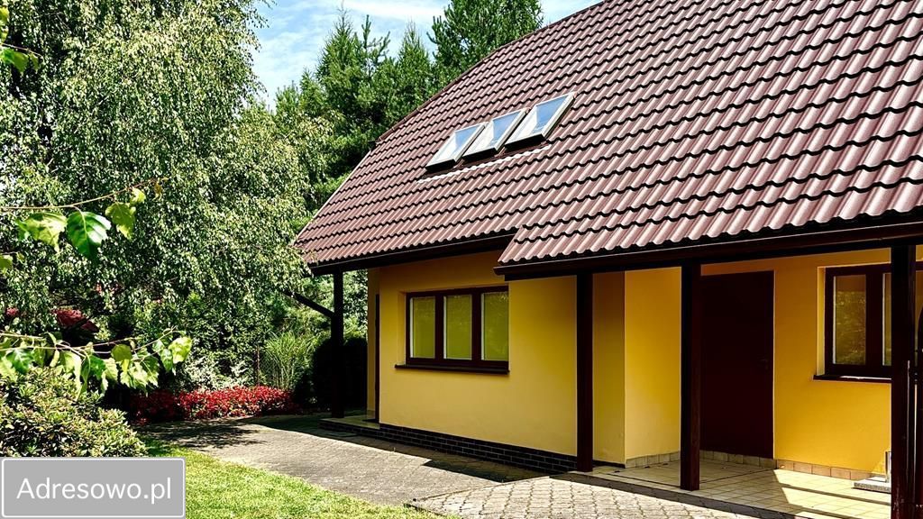 dom wolnostojący, 3 pokoje Rosanów. Zdjęcie 1