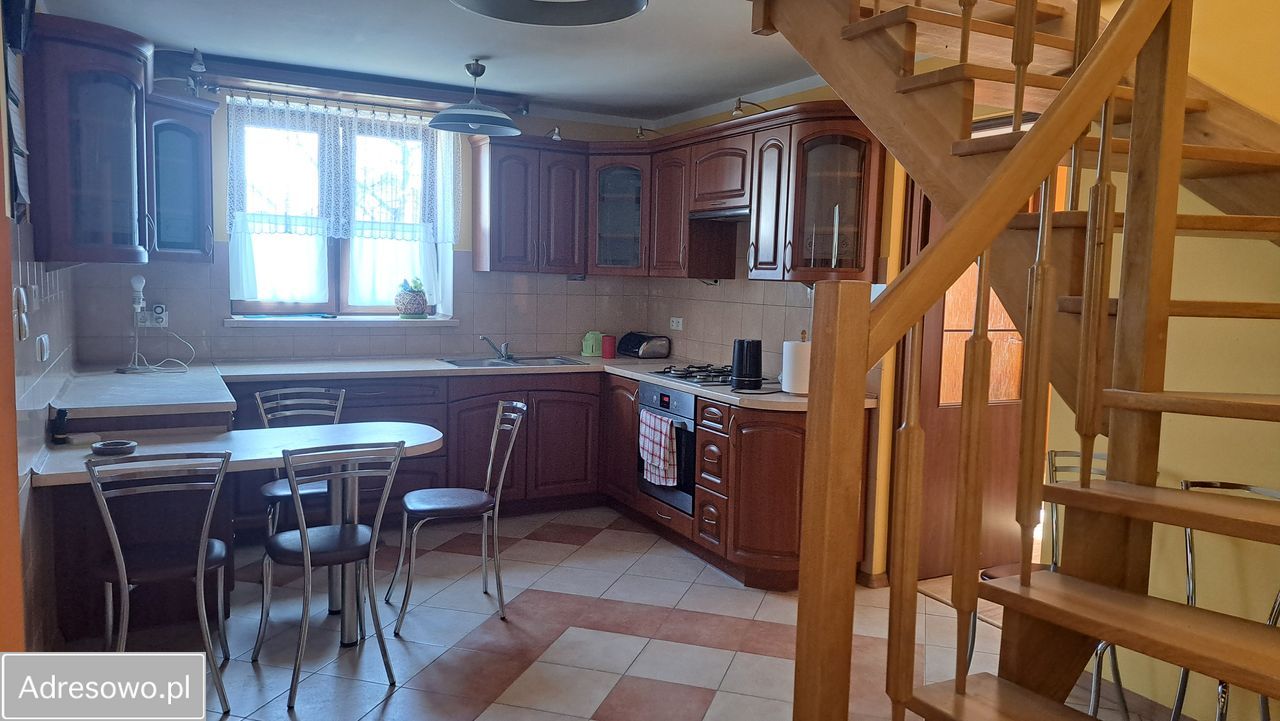 dom wolnostojący, 4 pokoje Regimin, ul. Władysława Oleksiaka. Zdjęcie 16