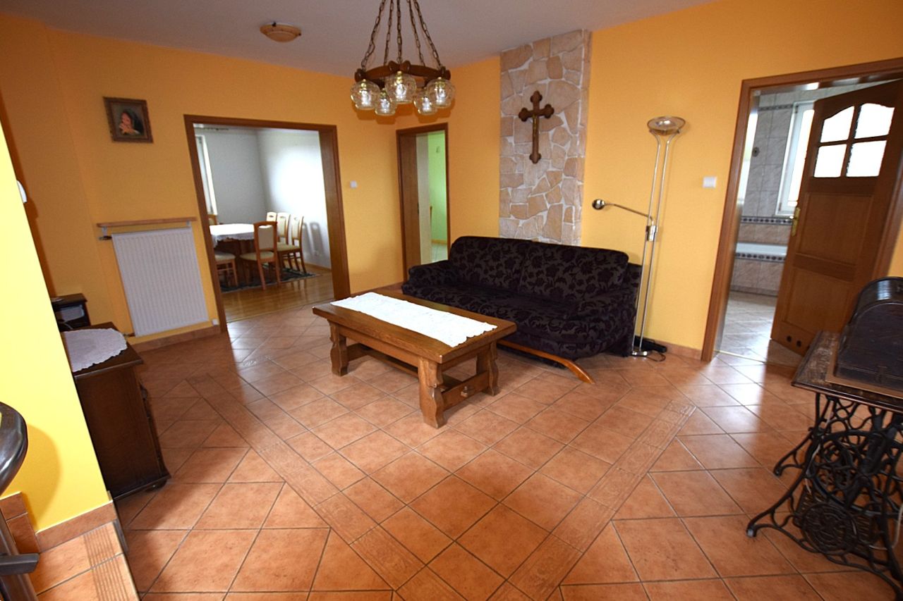 dom wolnostojący, 10 pokoi Ługwałd. Zdjęcie 7