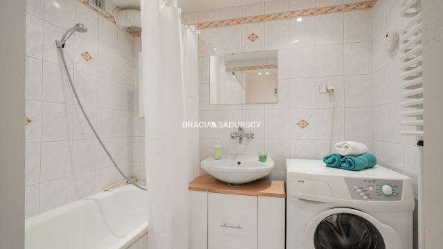 dom wolnostojący, 10 pokoi Łazy. Zdjęcie 23