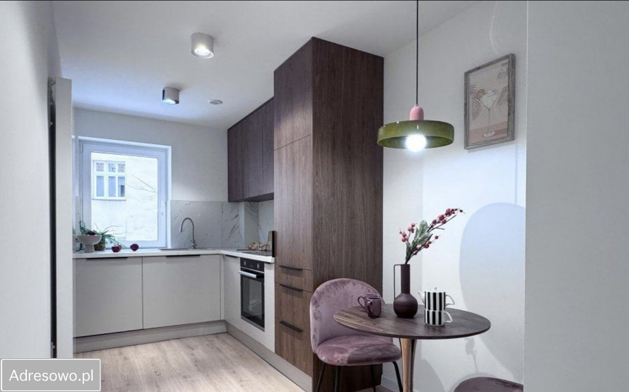 Mieszkanie 2-pokojowe Katowice Śródmieście, ul. Marii Skłodowskiej-Curie. Zdjęcie 8