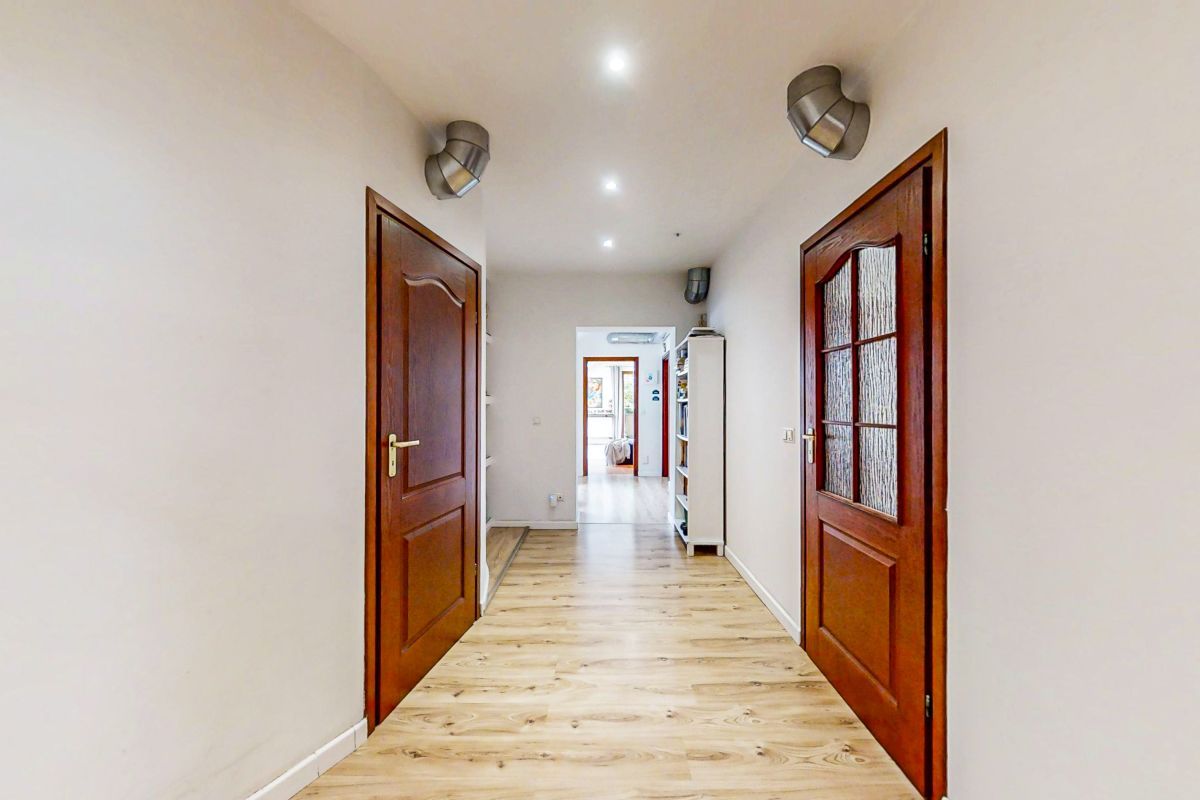 dom wolnostojący, 11 pokoi Łódź, ul. Szarotki. Zdjęcie 16