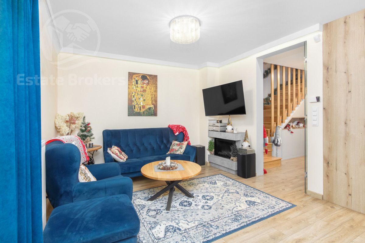 bliźniak, 4 pokoje Dobrzykowice, ul. Polna. Zdjęcie 1