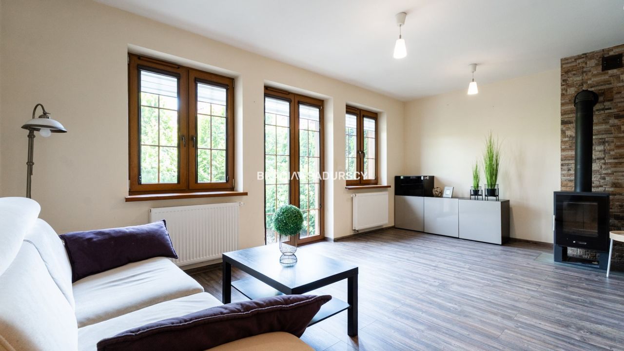 dom szeregowy, 4 pokoje Bibice, ul. Leśna. Zdjęcie 21