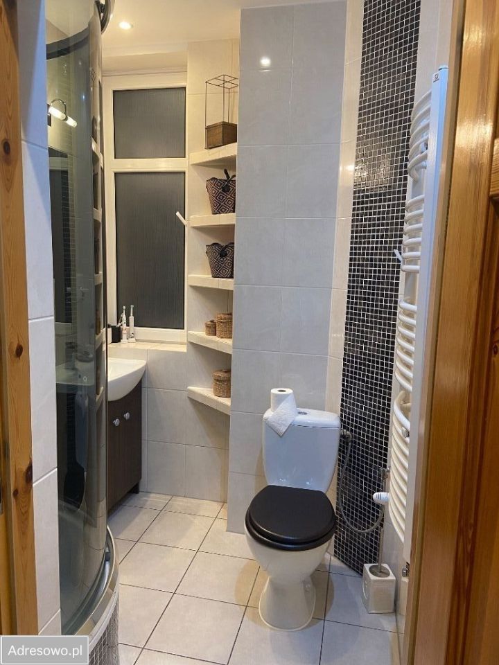 Mieszkanie 4-pokojowe Jelenia Góra, ul. Jana Kochanowskiego. Zdjęcie 2