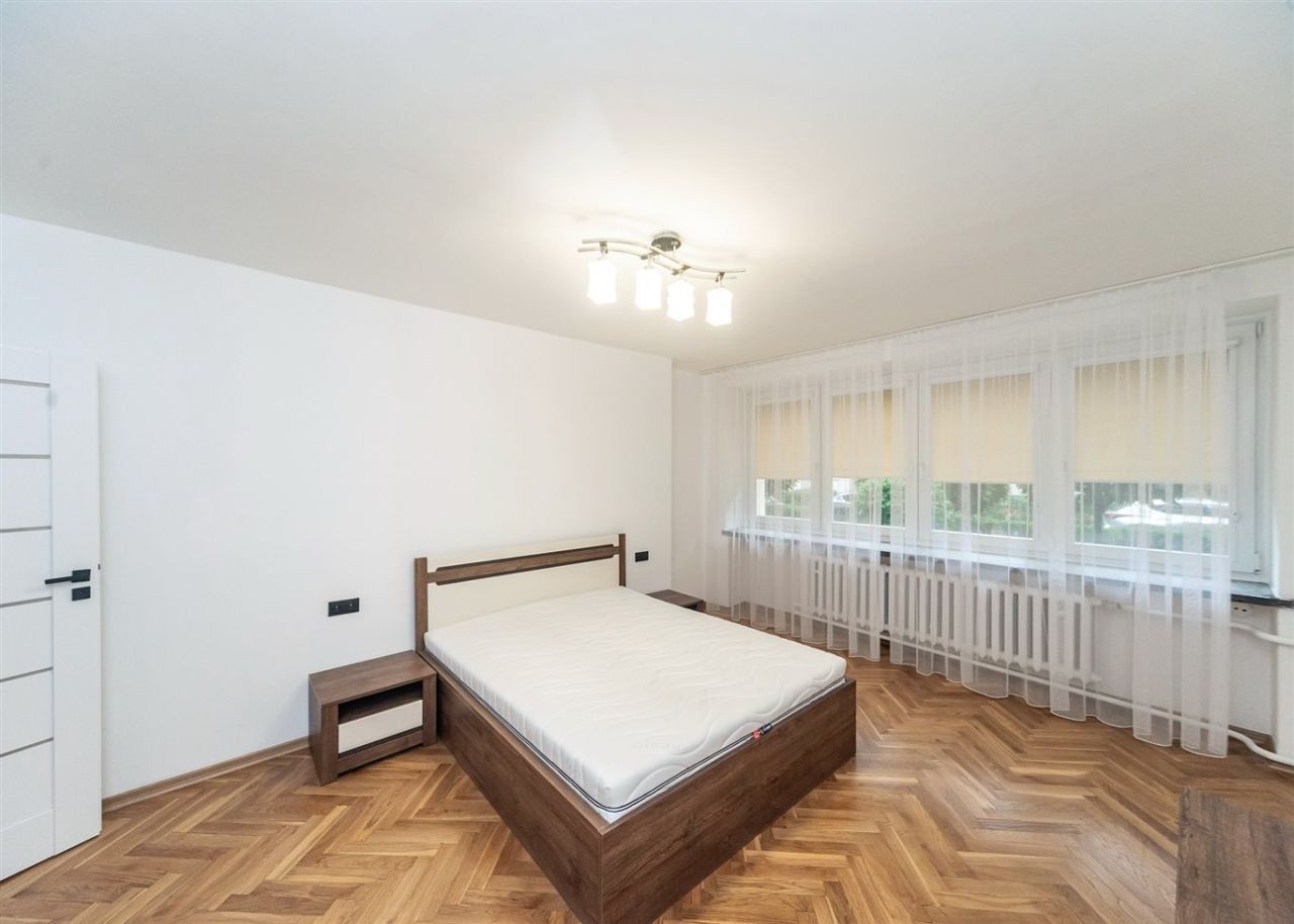 Mieszkanie 3-pokojowe Bielsko-Biała Śródmieście, ul. Bohaterów Warszawy. Zdjęcie 11