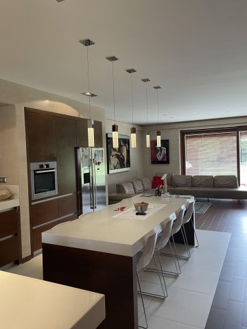 dom szeregowy, 4 pokoje Szklary Górne, al. Kasztanowa. Zdjęcie 2